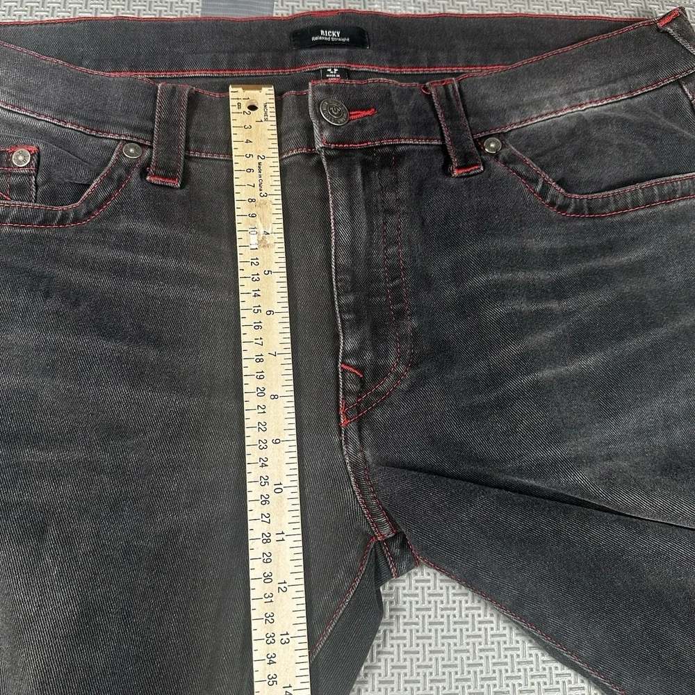 True Religion Ricky Relaxed Straight Jeans Black Red Super T Stitch Mens 41x33*